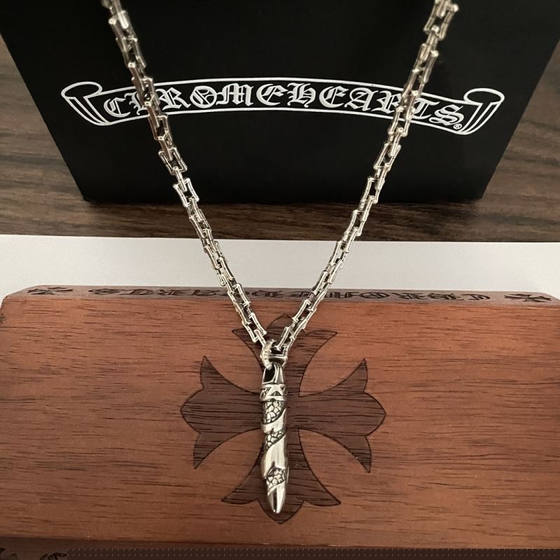 Ch**me He**ts necklaces